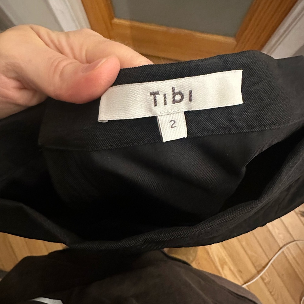Like New Tibi Schema Skirt - Picture 3 of 3